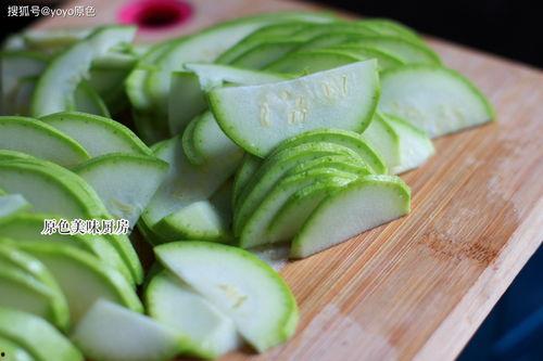 静待花开吃瓜,一场关于耐心与幽默的田园生活