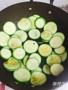 小优吃瓜全集,揭秘娱乐圈那些不为人知的秘密