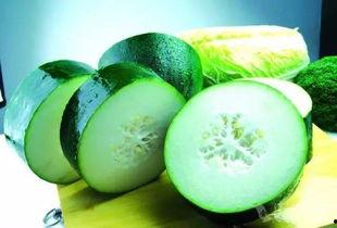 过年开始吃瓜,揭秘年味里的“吃瓜”文化